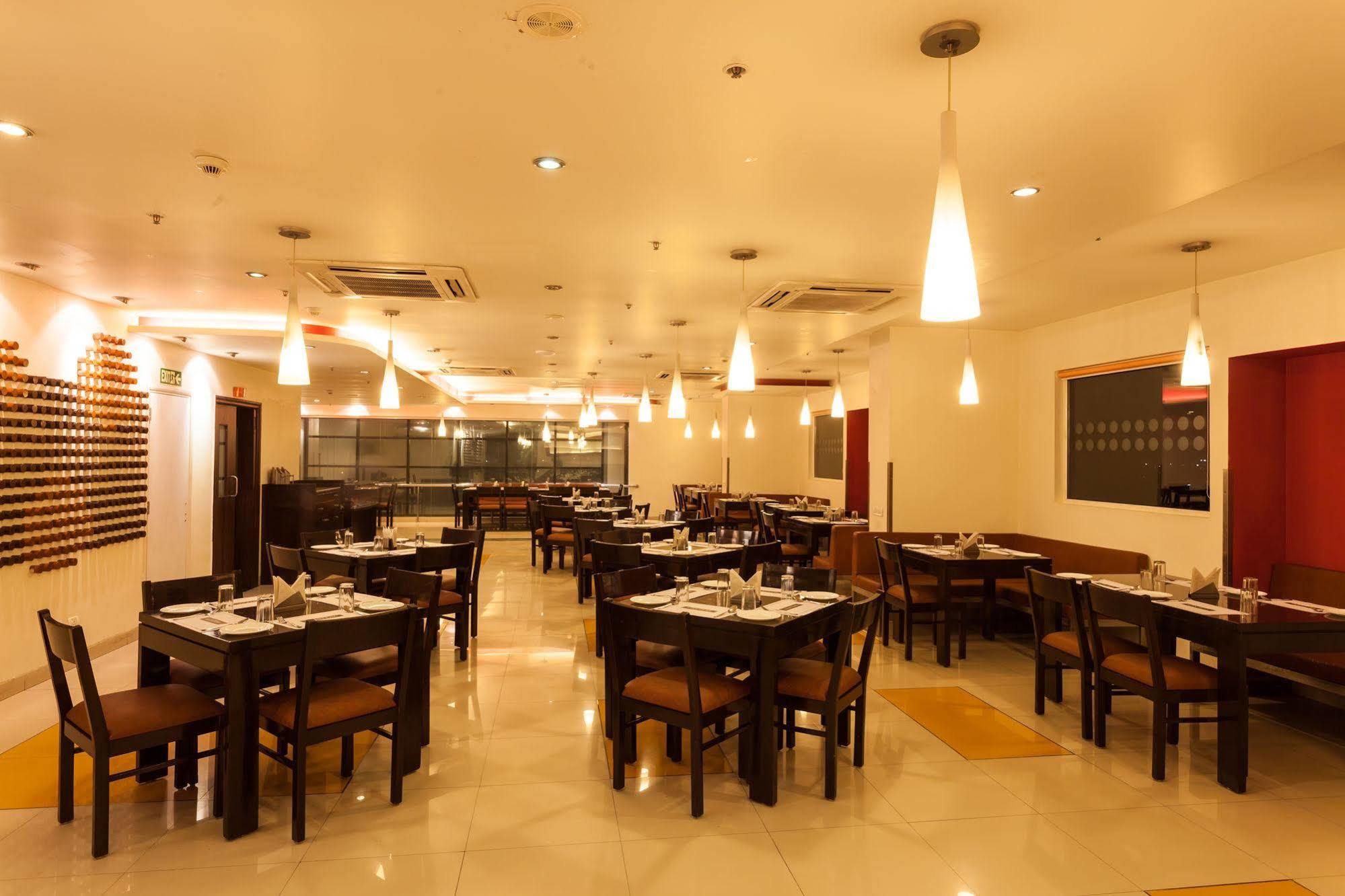 Indore Exterior foto